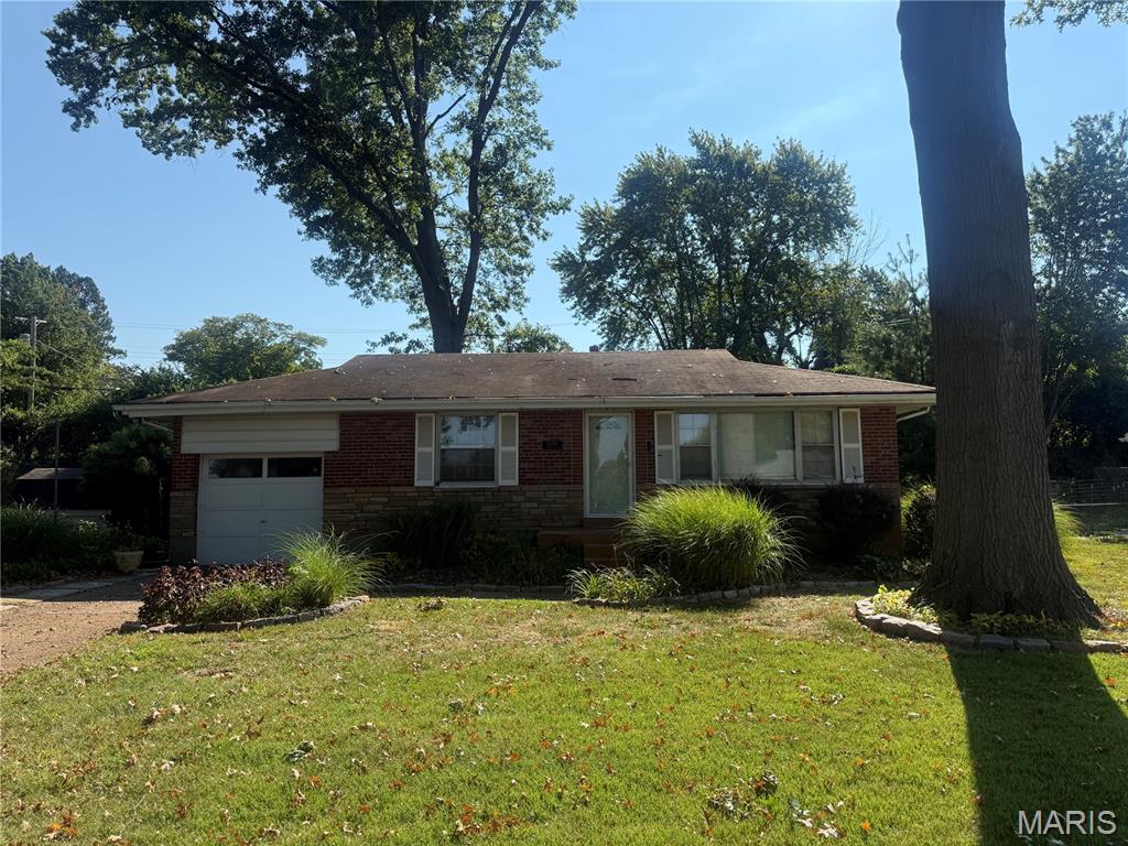 10318 Seaton Drive Property Photo 1
