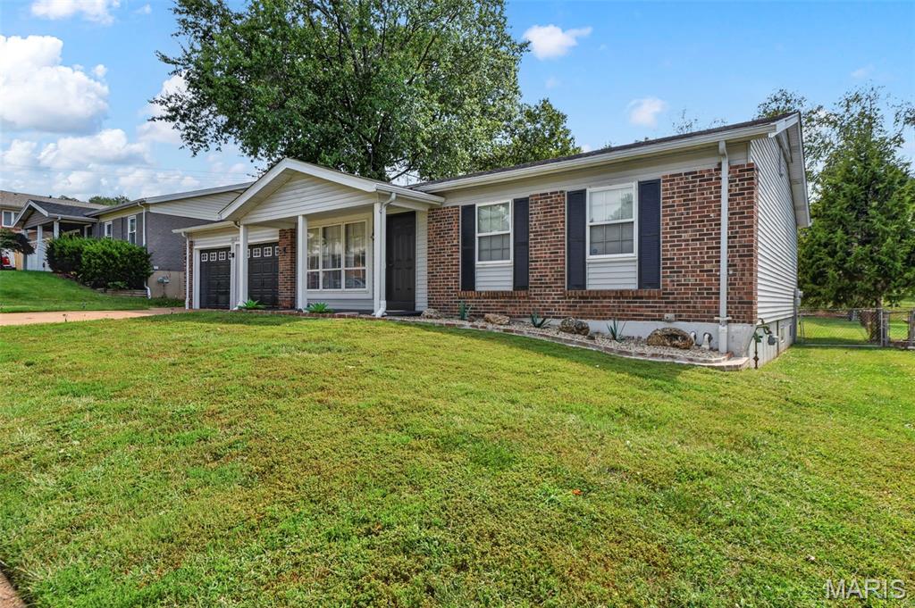 2414 Crestline Drive Property Photo 5