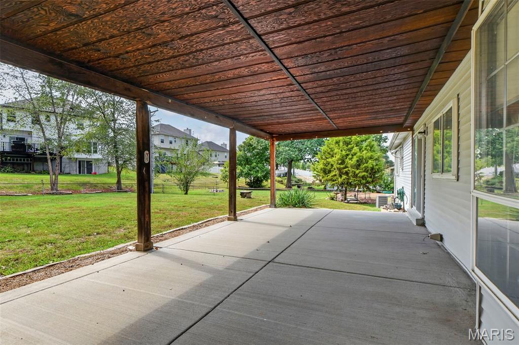2414 Crestline Drive Property Photo 36