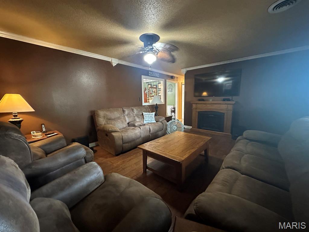 17237 Sam Drive Property Photo 9