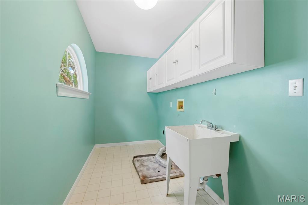 223 Chestnut Hill Drive Property Photo 48