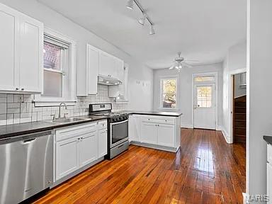2901 Sidney Street Property Photo 7