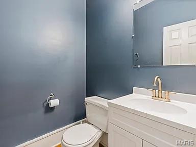 2901 Sidney Street Property Photo 9