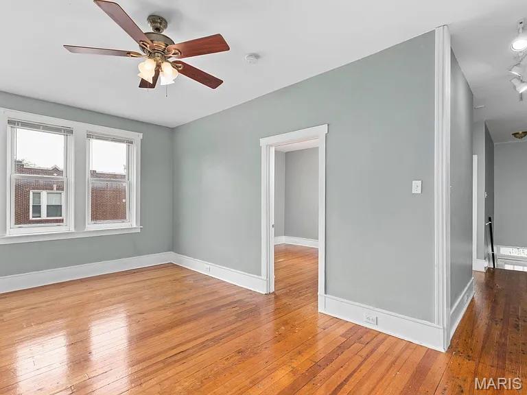 2901 Sidney Street Property Photo 18