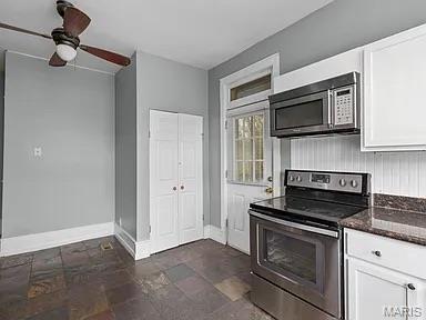 2901 Sidney Street Property Photo 24