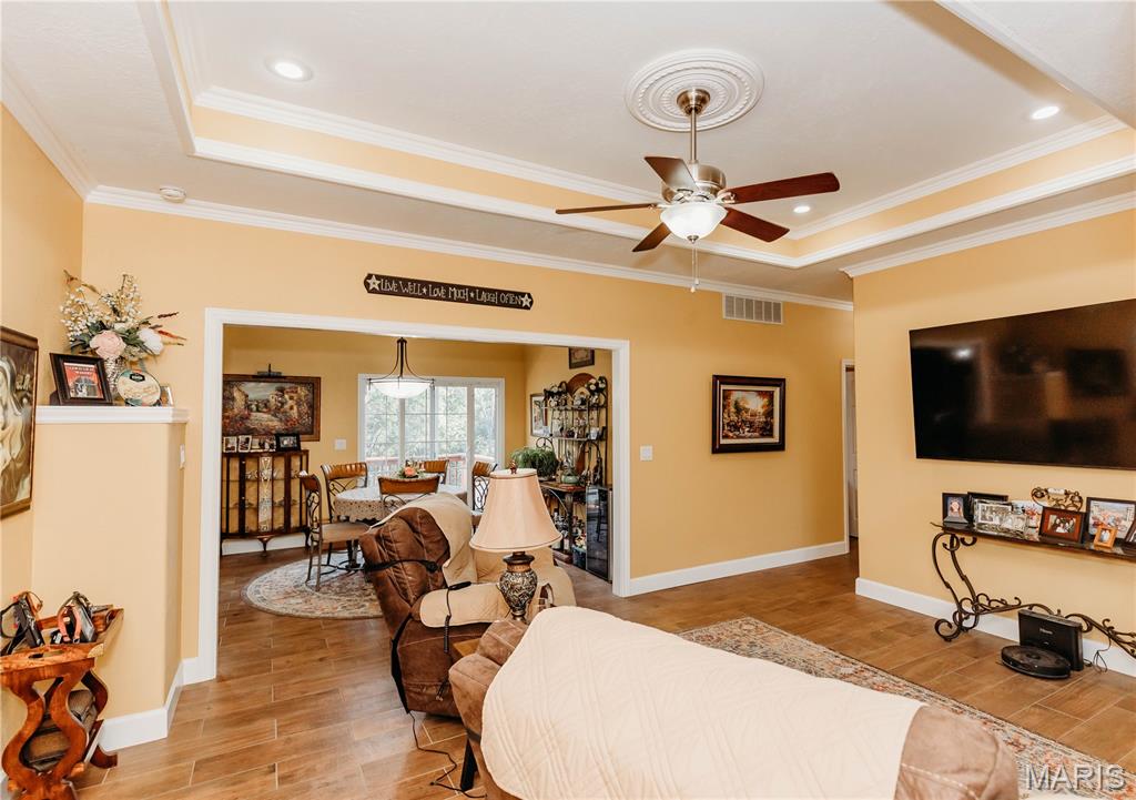 17310 Long Ridge Property Photo 4