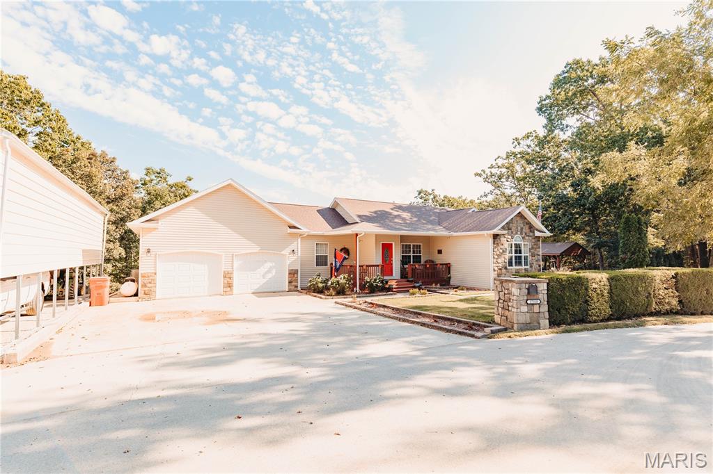17310 Long Ridge Property Photo 7
