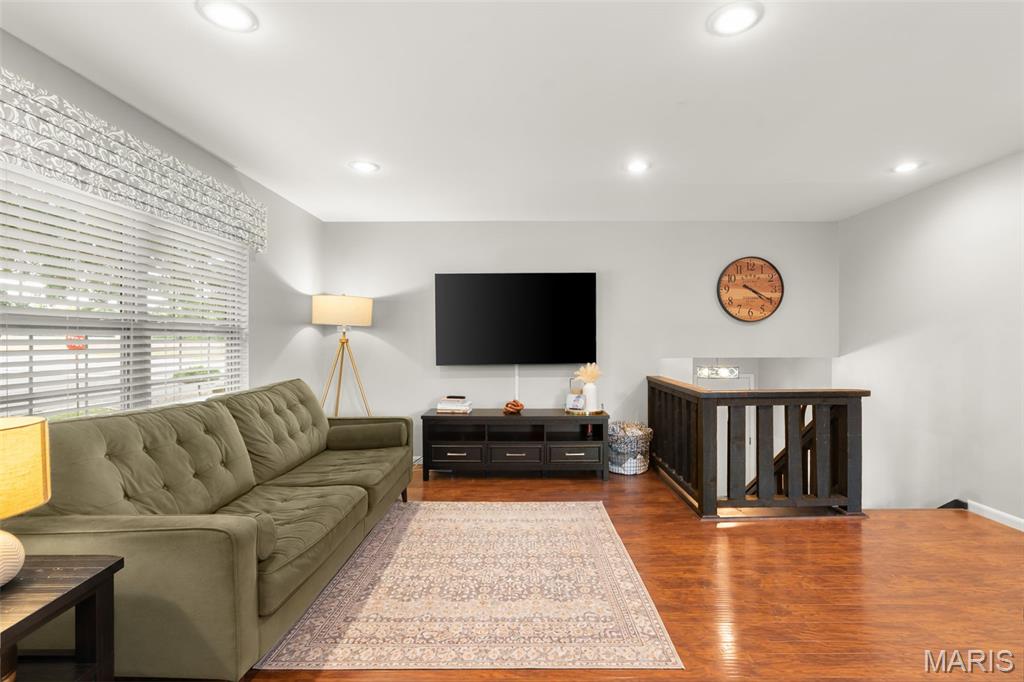 1 Buckingham Drive Property Photo 14