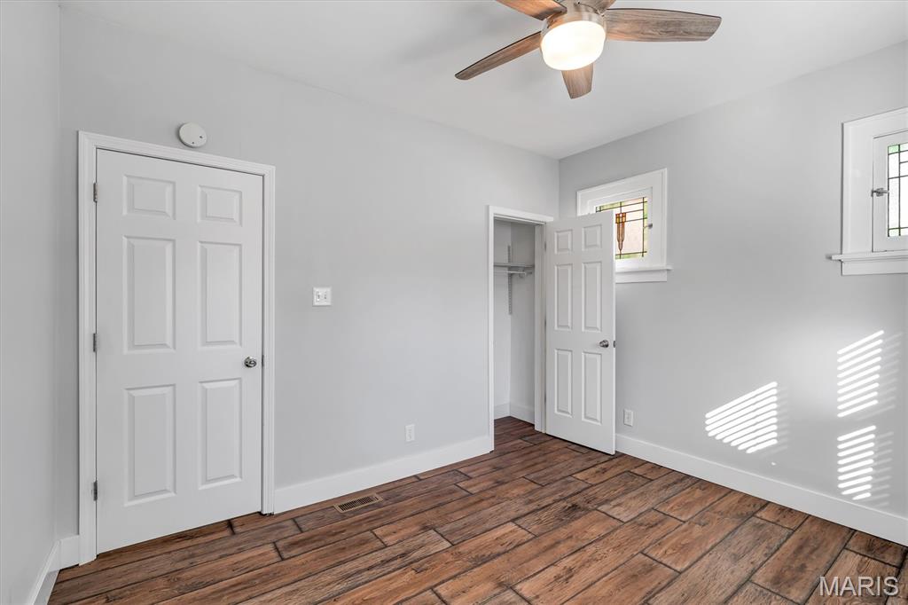 5238 Schollmeyer Avenue Property Photo 17