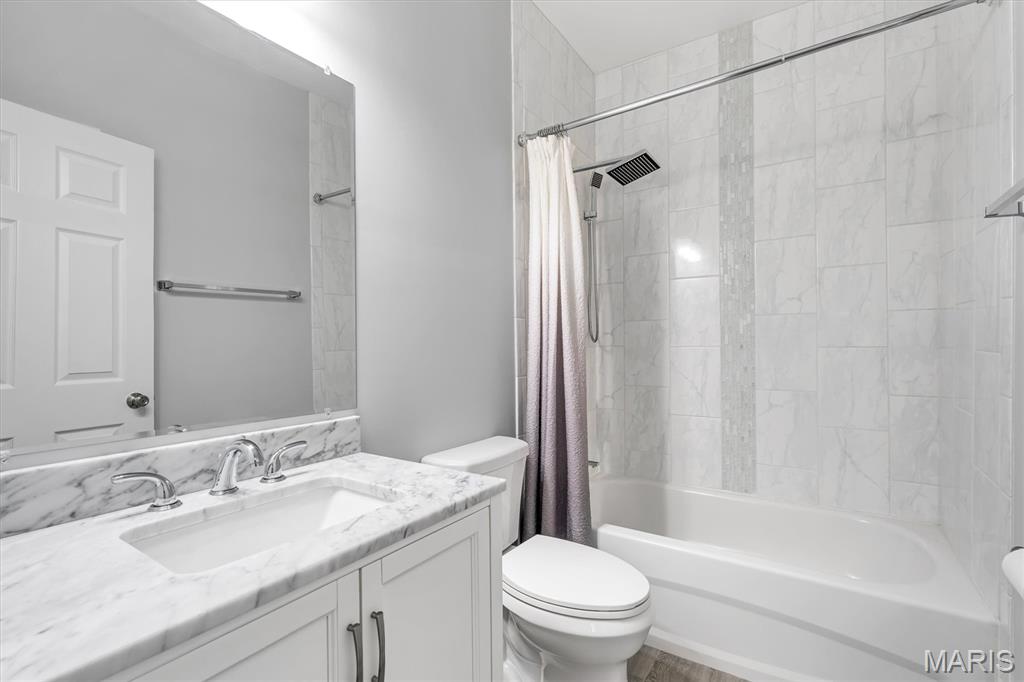 5238 Schollmeyer Avenue Property Photo 18
