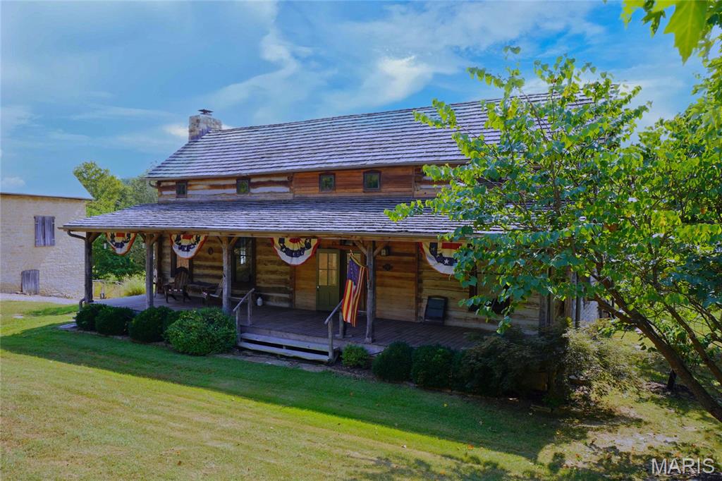 2136 Walz Road Property Photo 2