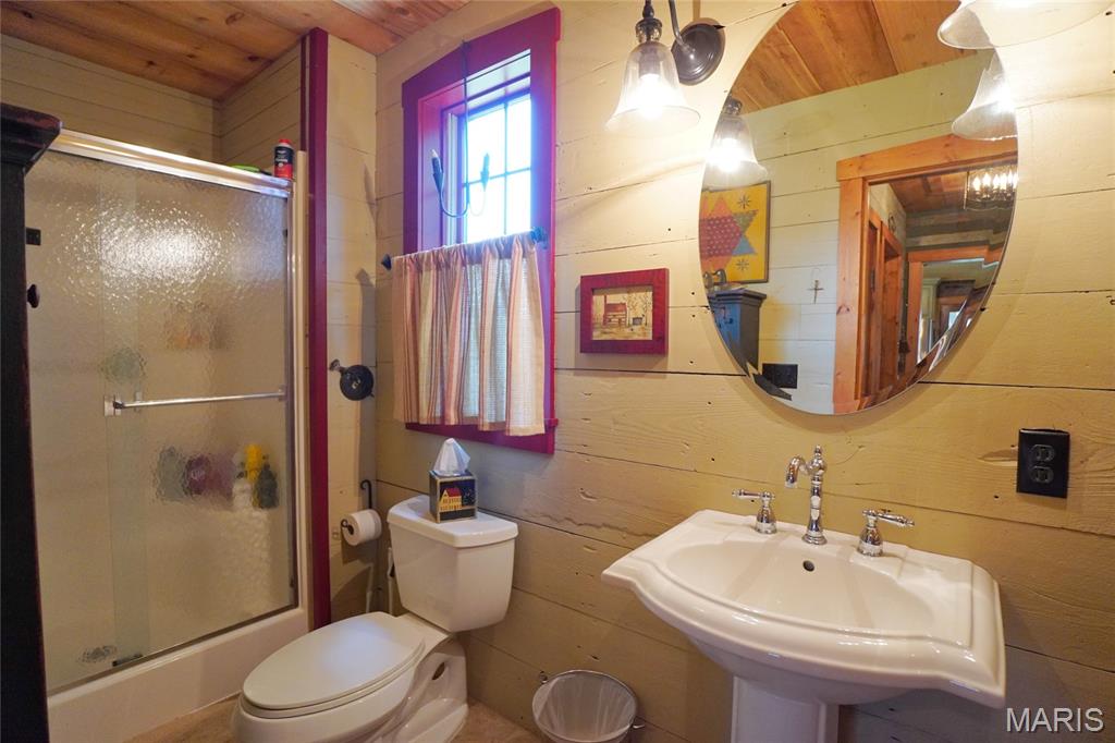 2136 Walz Road Property Photo 29