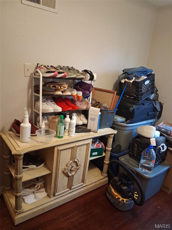 10326 Ashbrook Drive Property Photo 3