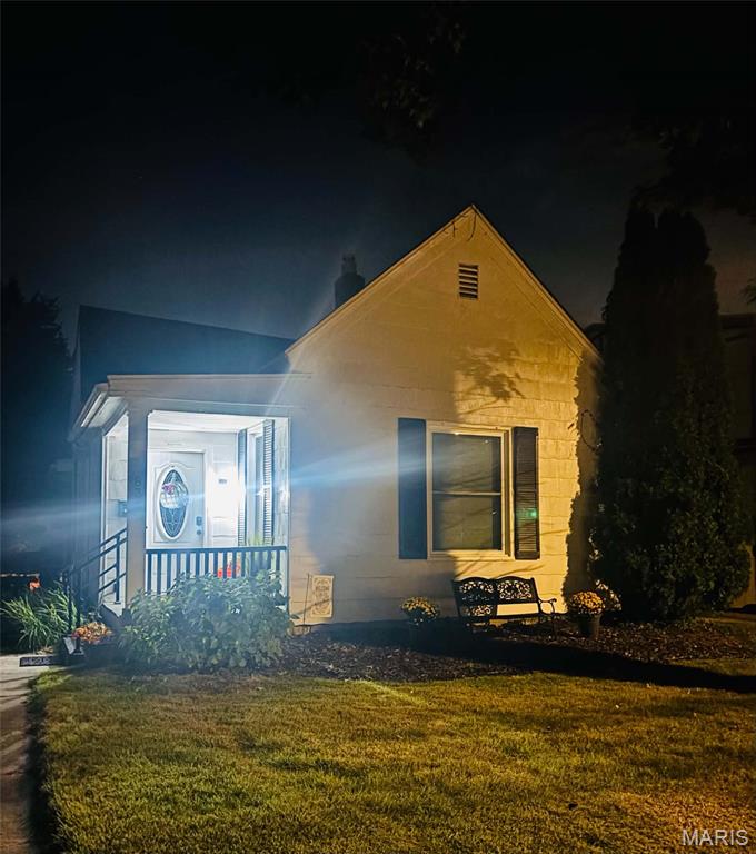 834 Douglas Street Property Photo 3
