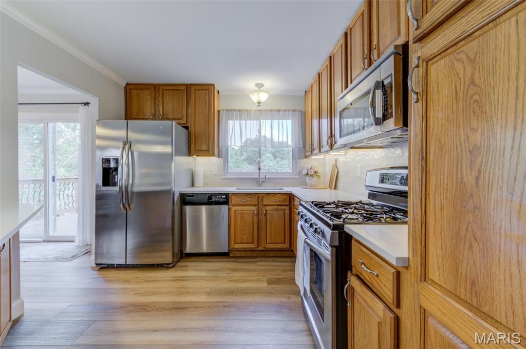 307 Twistedoak Court Property Photo 14