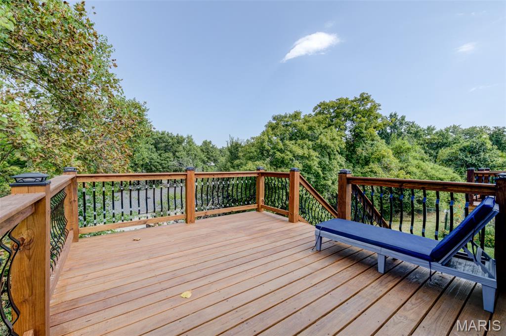 307 Twistedoak Court Property Photo 46