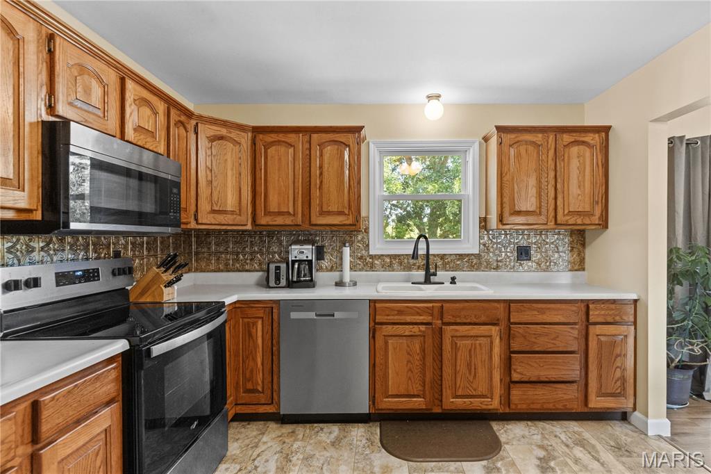 3402 Emma Lane Property Photo 13