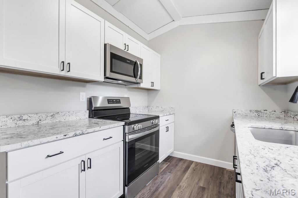 19034 Royal Drive Property Photo 11