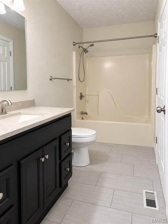 5445 Redbird Cove Property Photo 6
