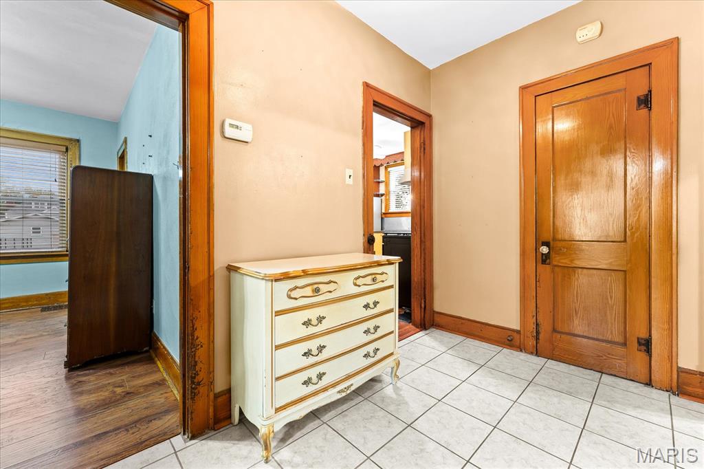305 W White Street Property Photo 10