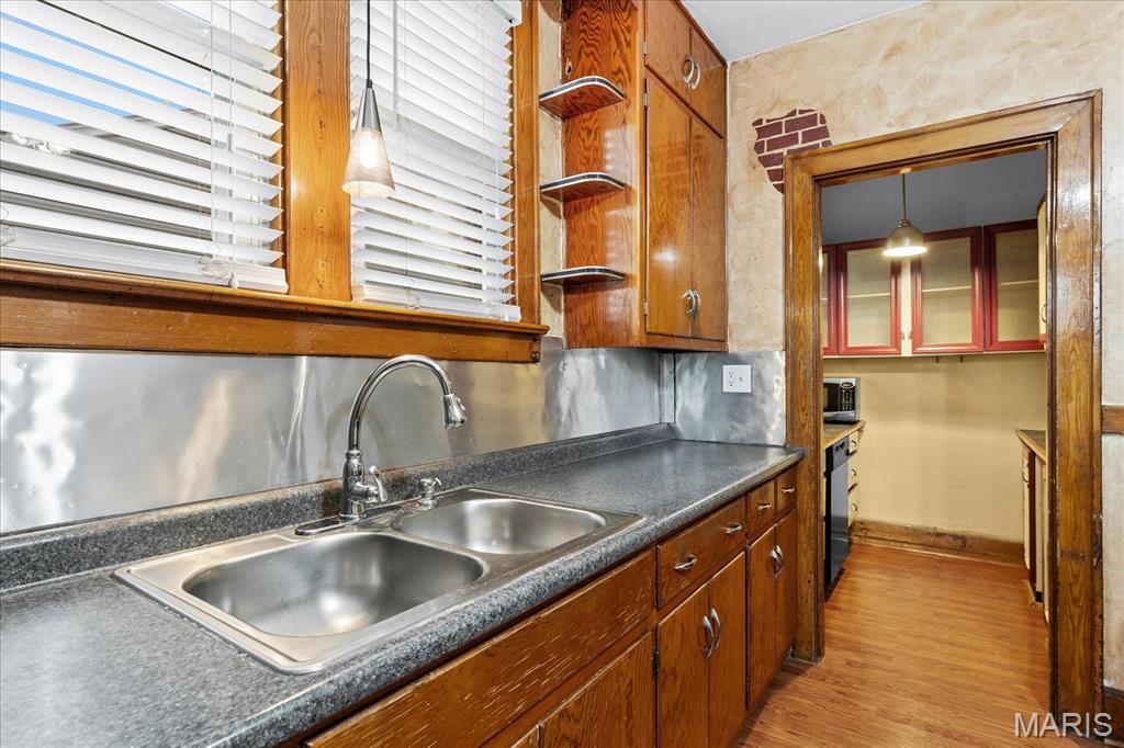 305 W White Street Property Photo 14