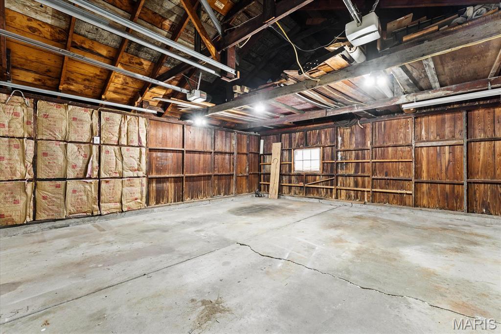 305 W White Street Property Photo 43