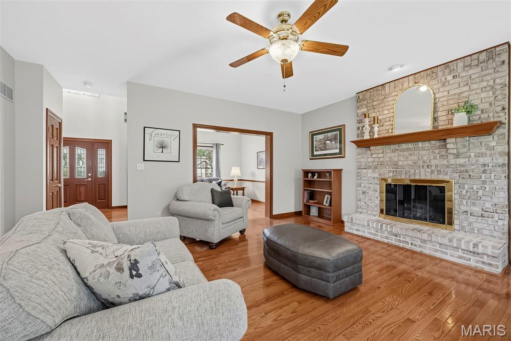 5026 Southridge Park Drive Property Photo 17
