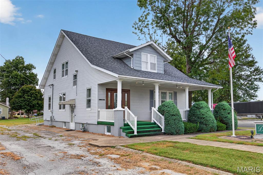 102 E State Street Property Photo 2
