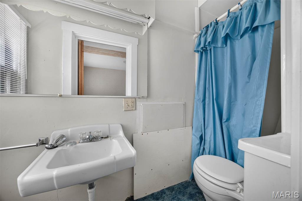 102 E State Street Property Photo 21