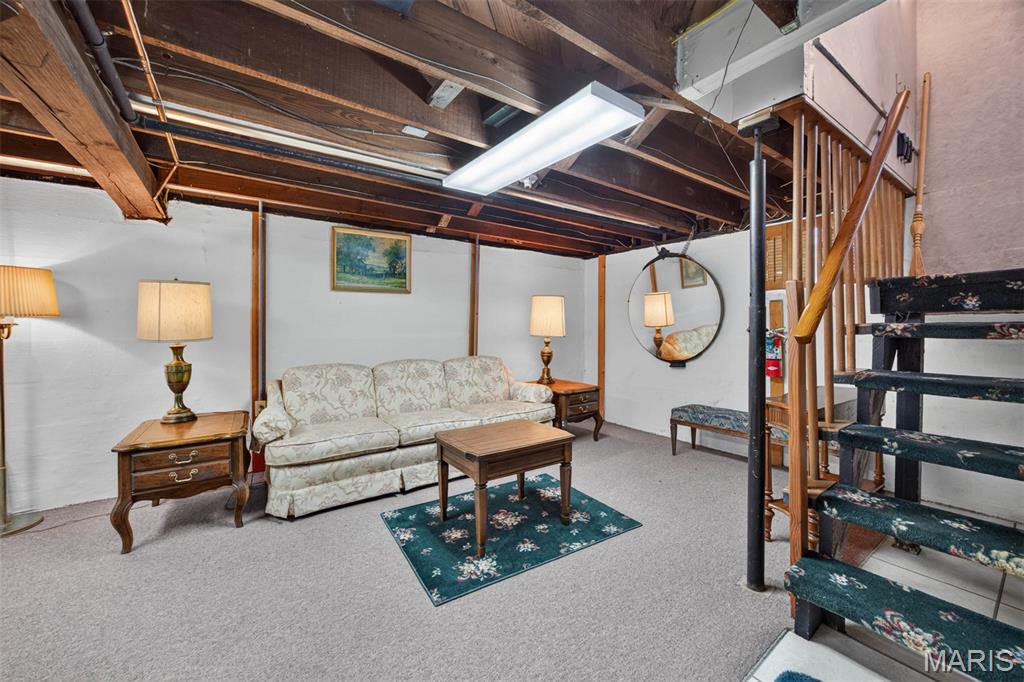 102 E State Street Property Photo 25