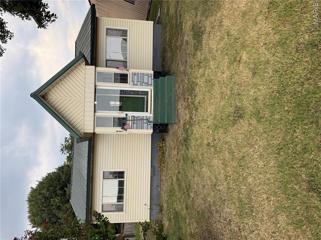 621 & 621 Water Property Photo 1