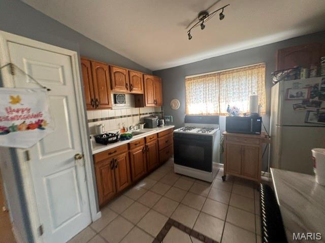 8351 Graybirch Drive Property Photo 3