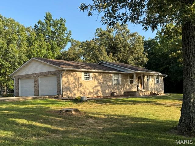 7098 Highway T Property Photo 1