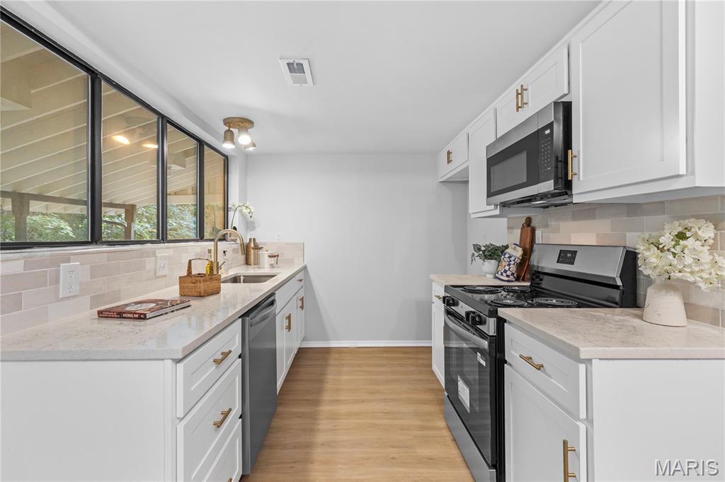 19 Muir Street Property Photo 10