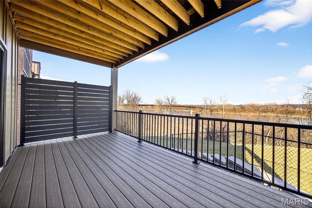 1019 River Bluff Drive Property Photo 32