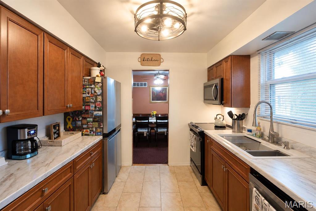 4806 Pierce Lane Property Photo 8