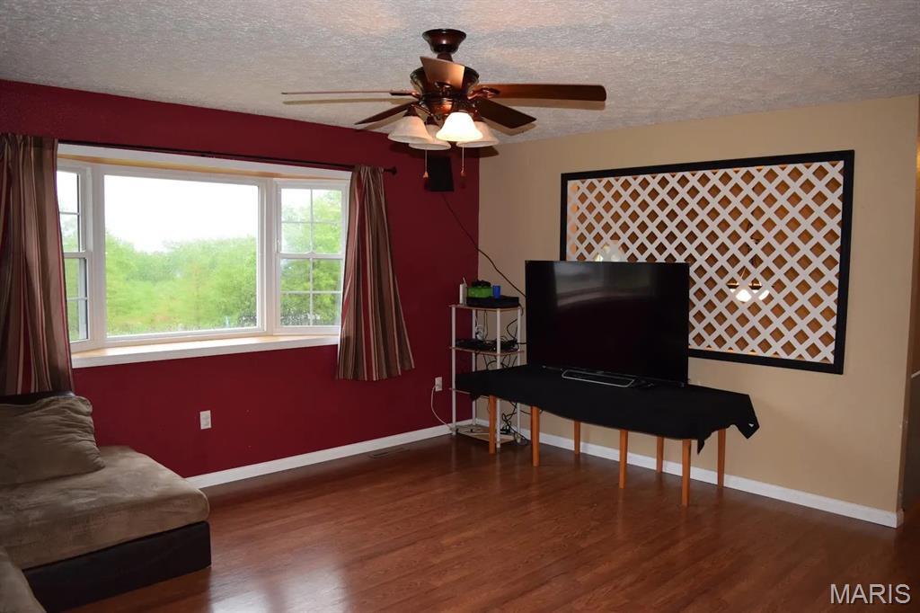 15370 Top Drive Property Photo 2