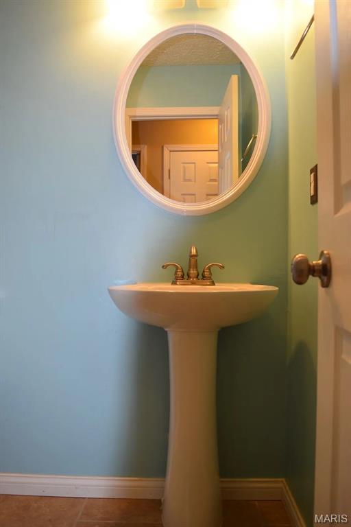 15370 Top Drive Property Photo 7
