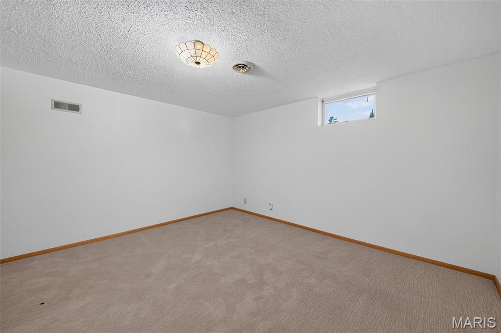 2913 Cypress Drive Property Photo 32