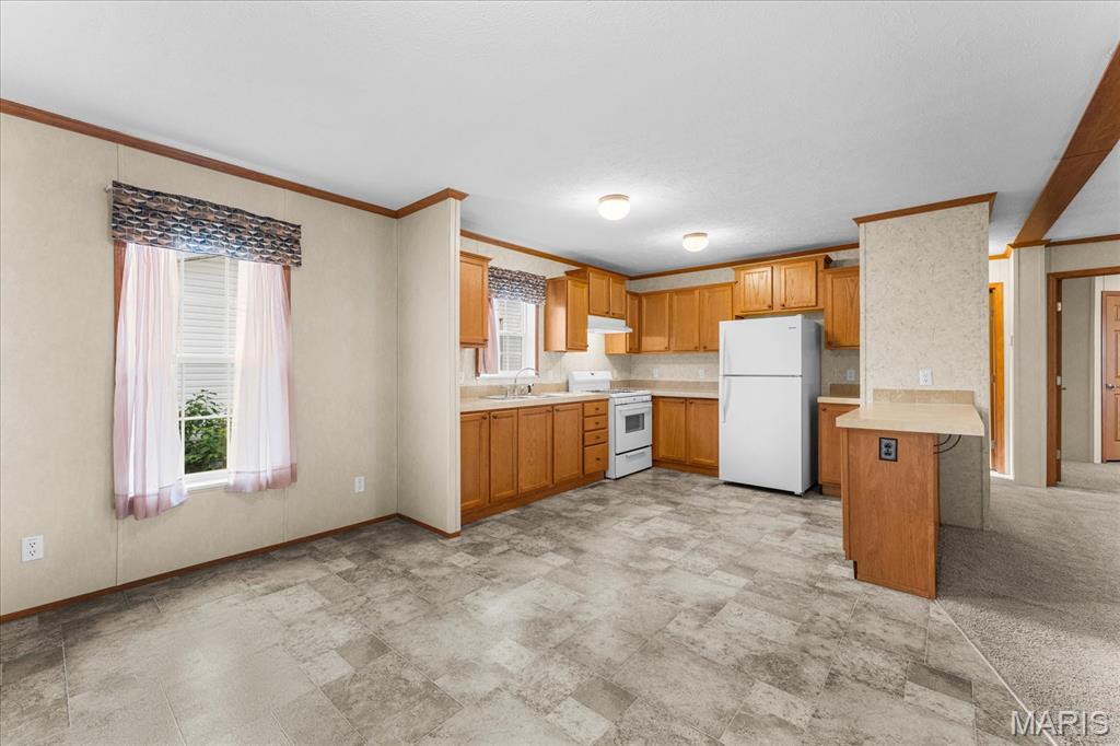 6 E Birch Street Property Photo 6