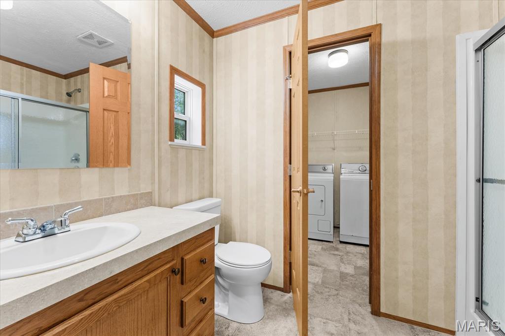 6 E Birch Street Property Photo 16