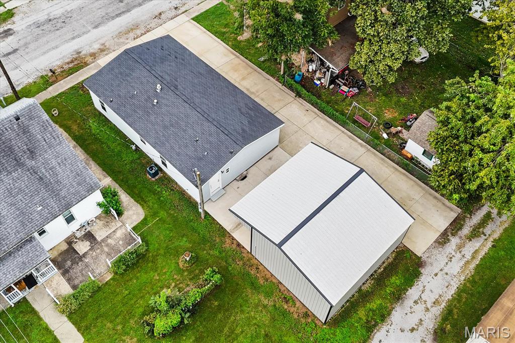 6 E Birch Street Property Photo 32