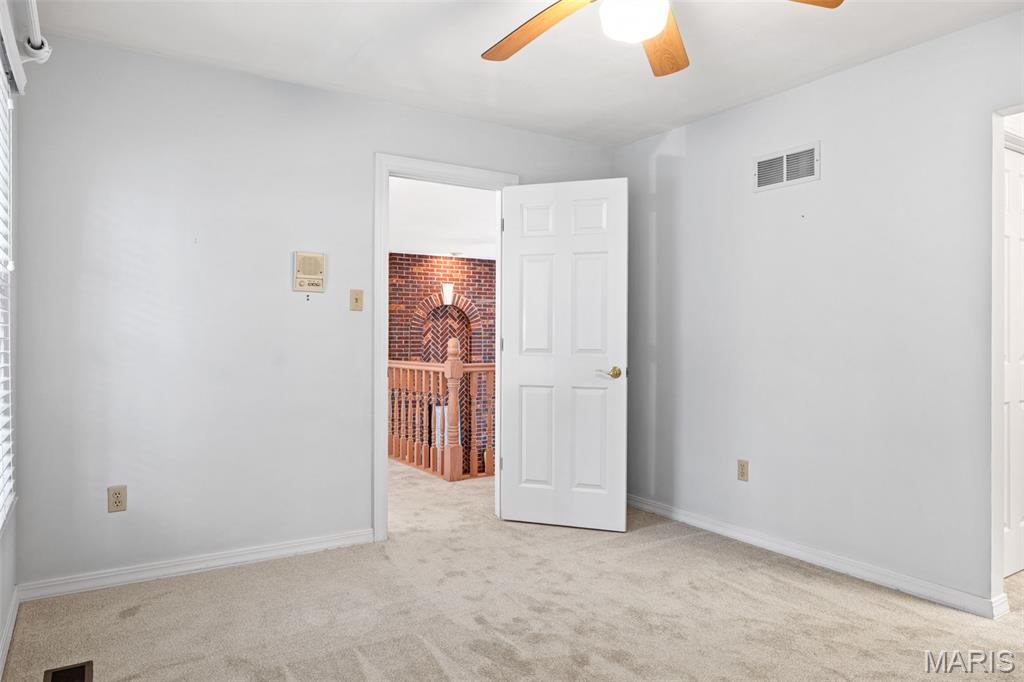 612 Roundstone Drive Property Photo 29