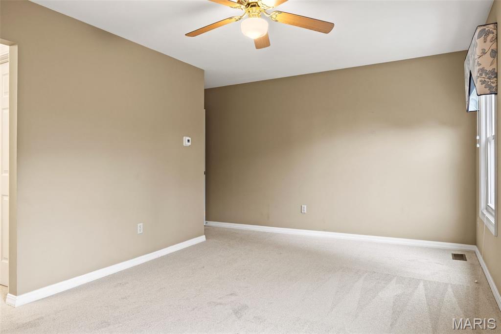 612 Roundstone Drive Property Photo 33