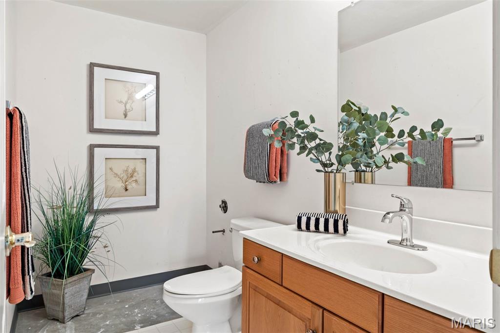 612 Roundstone Drive Property Photo 40