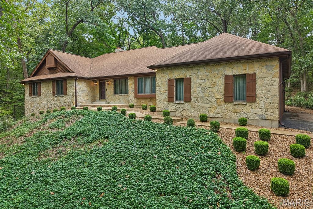 2260 Ridgley Woods Drive