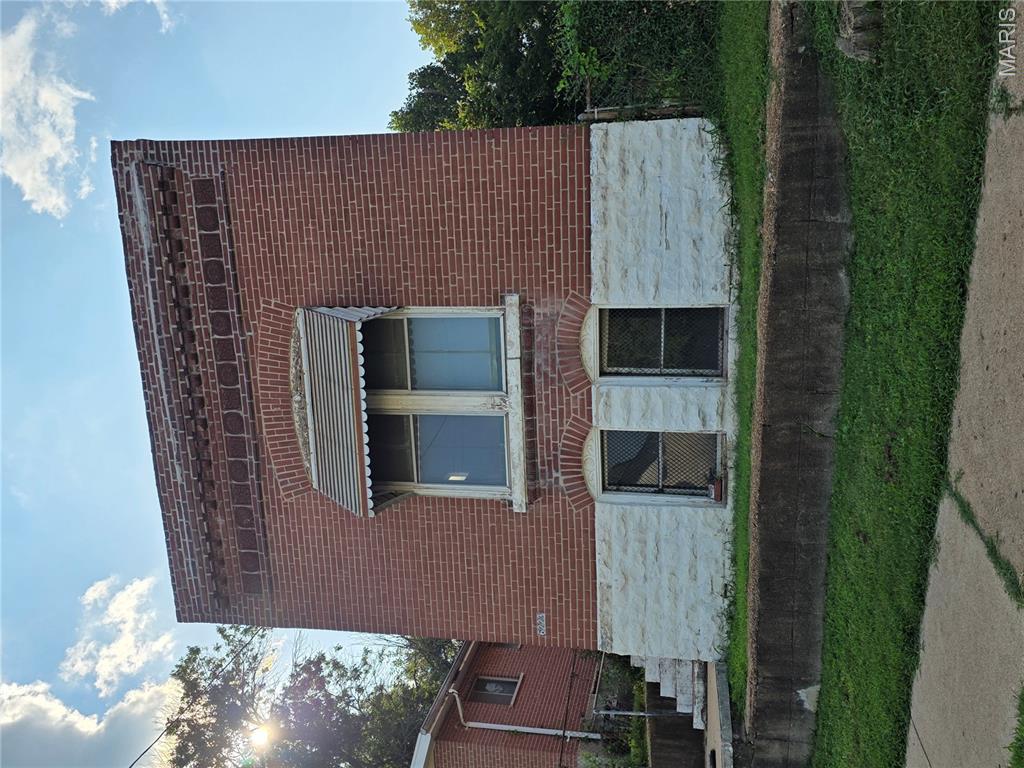 6223 Pennsylvania Avenue Property Photo 1