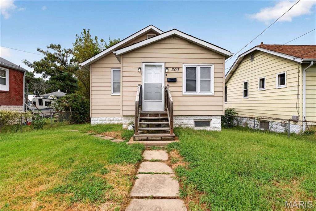 307 Vida Avenue Property Photo 1