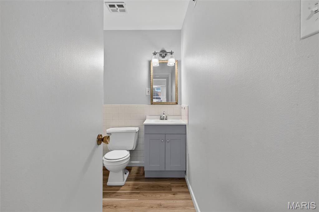 10031 Willdan Drive Property Photo 35