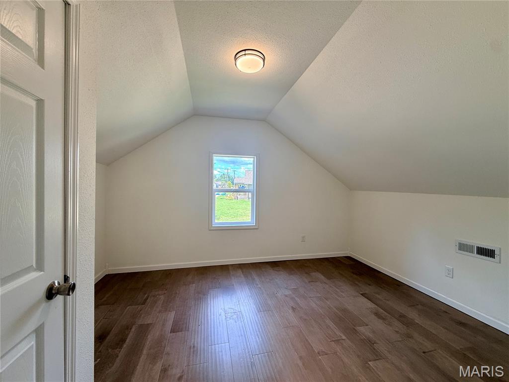 501 Holly Street Property Photo 20